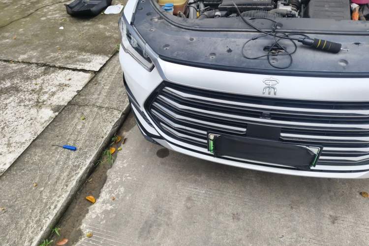 Used BYD Song Pro New Energy 2022 DM-i 110km Flagship Model Engine Bay Right