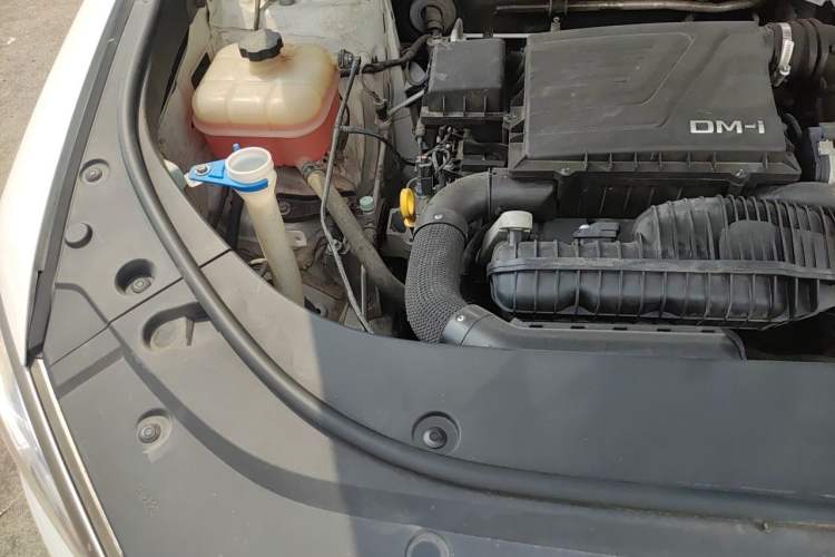 Used BYD Song Pro New Energy 2022 DM-i 110km Flagship Model Engine Bay Right