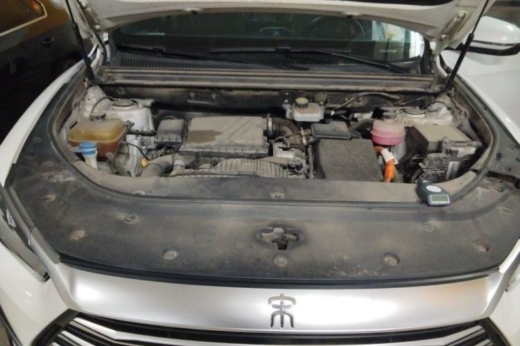 Used BYD Song Pro New Energy 2022 DM-i 51km Luxury Model Engine Bay