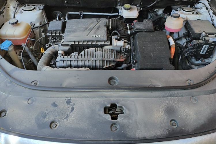 Used BYD Song Pro New Energy 2022 DM-i 110km Flagship Pro Model Engine Bay