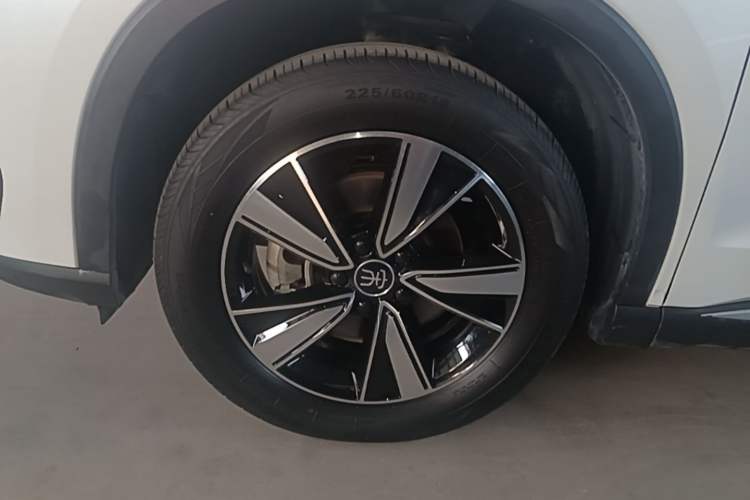 Used BYD Song Pro New Energy 2022 DM-i 110km Flagship Model Exterior 4
