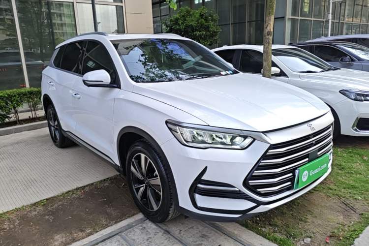 Used BYD Song Pro New Energy 2022 DM-i 51km Prestige Model Front Right 45 Deg