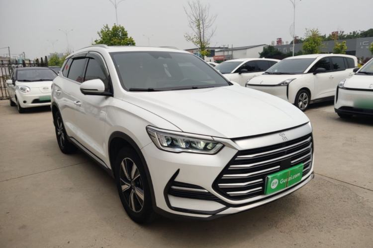 Used BYD Song Pro New Energy 2022 DM-i 51km Prestige Model Front Right 45 Deg