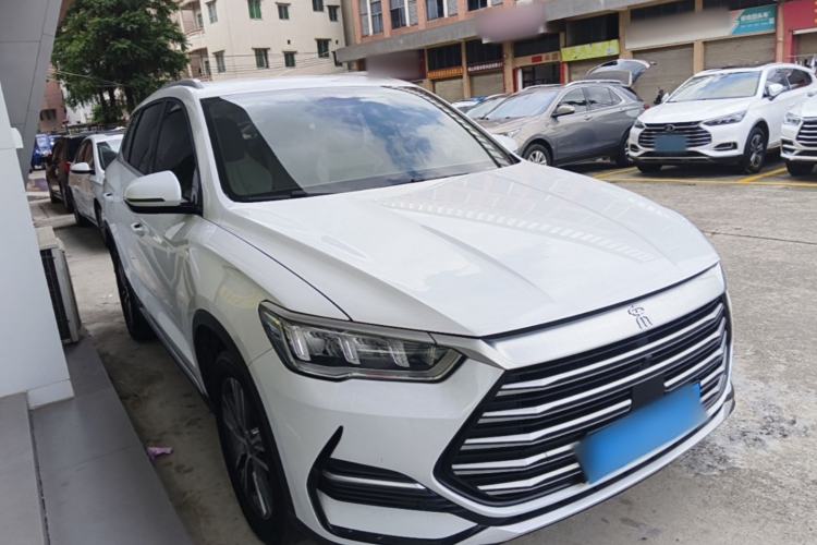 Used BYD Song Pro New Energy 2022 DM-i 51km Luxury Model Front Right 45 Deg