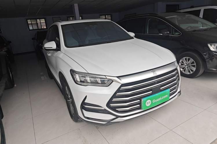 Used BYD Song Pro New Energy 2022 DM-i 51km Prestige Model Front Right 45 Deg