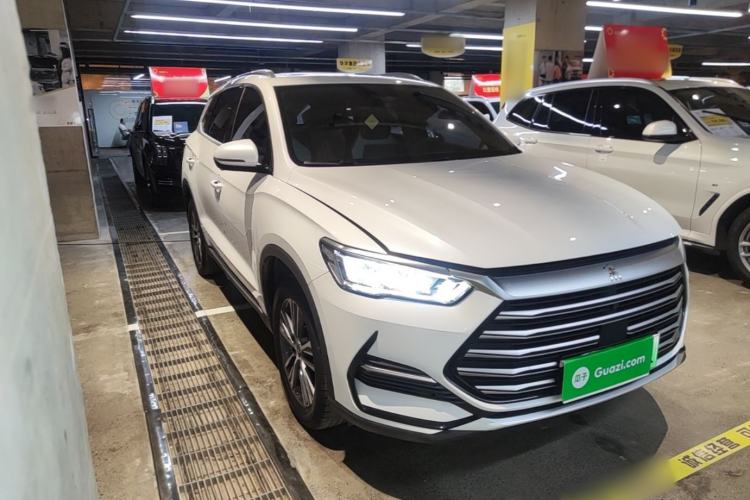 Used BYD Song Pro New Energy 2022 DM-i 51km Prestige Model Front Right 45 Deg