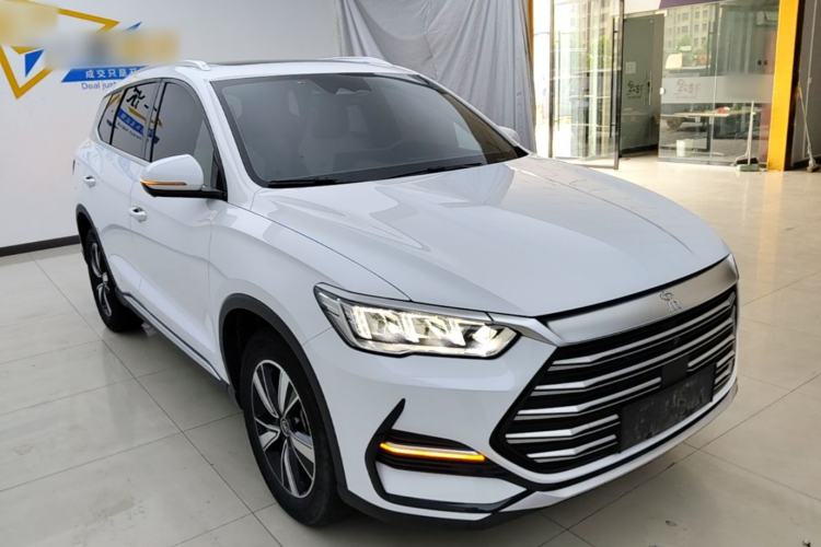 Used BYD Song Pro New Energy 2022 DM-i 51km Prestige Model Front Right 45 Deg