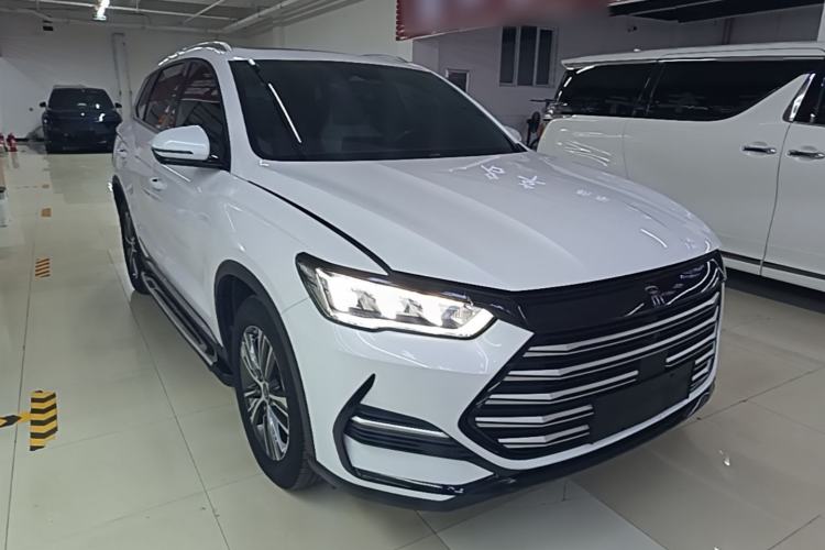Used BYD Song Pro New Energy 2022 DM-i 51km Prestige Model Front Right 45 Deg