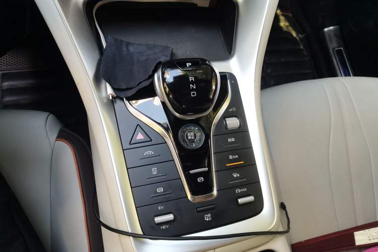 Used BYD Song Pro New Energy 2022 DM-i 51km Prestige Model Gear Lever