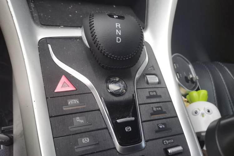 Used BYD Song Pro New Energy 2022 DM-i 110km Flagship Pro Model Gear Lever