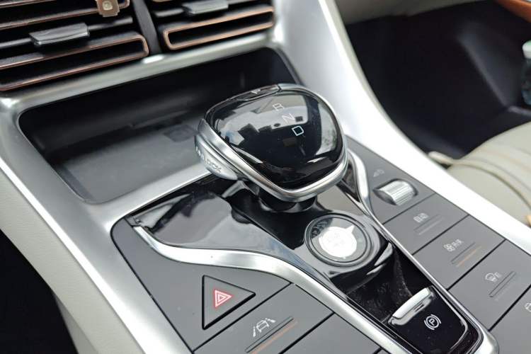 Used BYD Song Pro New Energy 2022 DM-i 110km Flagship Pro Model Gear Lever