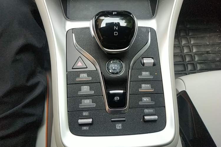 Used BYD Song Pro New Energy 2022 DM-i 110km Flagship Model Gear Lever