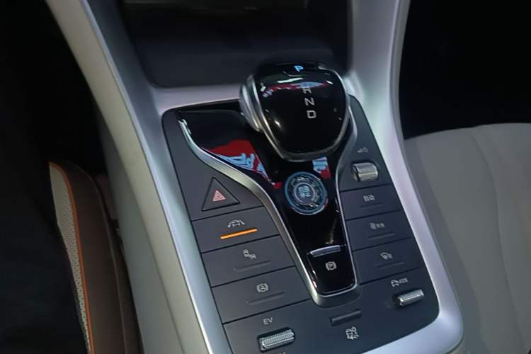 Used BYD Song Pro New Energy 2022 DM-i 51km Prestige Model Gear Lever