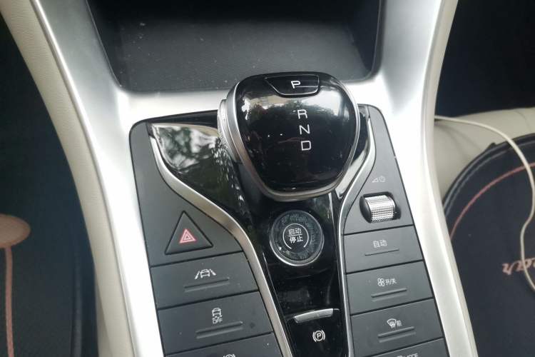 Used BYD Song Pro New Energy 2022 DM-i 110km Flagship Model Gear Lever