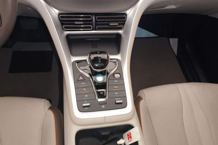 Used BYD Song Pro New Energy 2022 DM-i 110km Flagship Pro Model Gear Lever