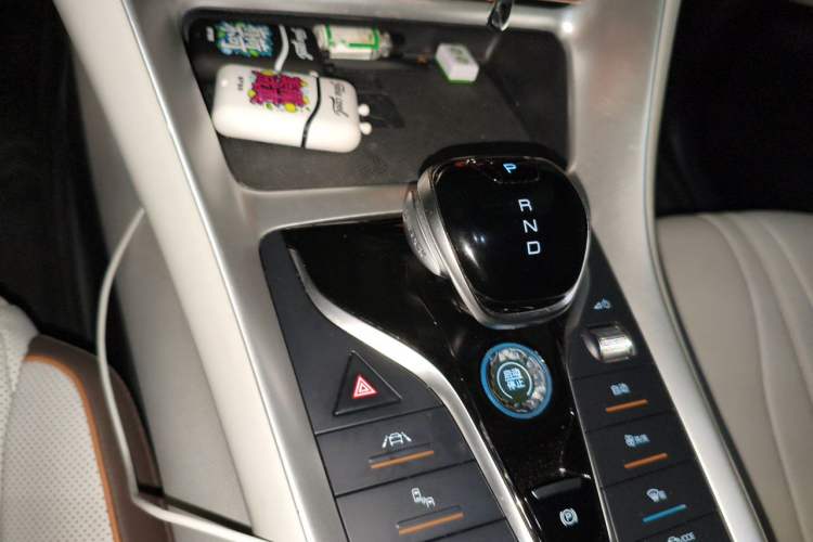 Used BYD Song Pro New Energy 2022 DM-i 110km Flagship Pro Model Gear Lever