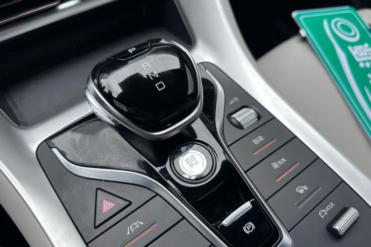 Used BYD Song Pro New Energy 2022 DM-i 110km Flagship Model Gear Lever