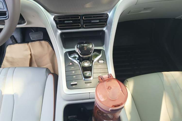 Used BYD Song Pro New Energy 2022 DM-i 51km Prestige Model Gear Lever