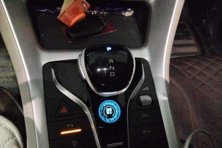 Used BYD Song Pro New Energy 2022 DM-i 51km Luxury Model Gear Lever