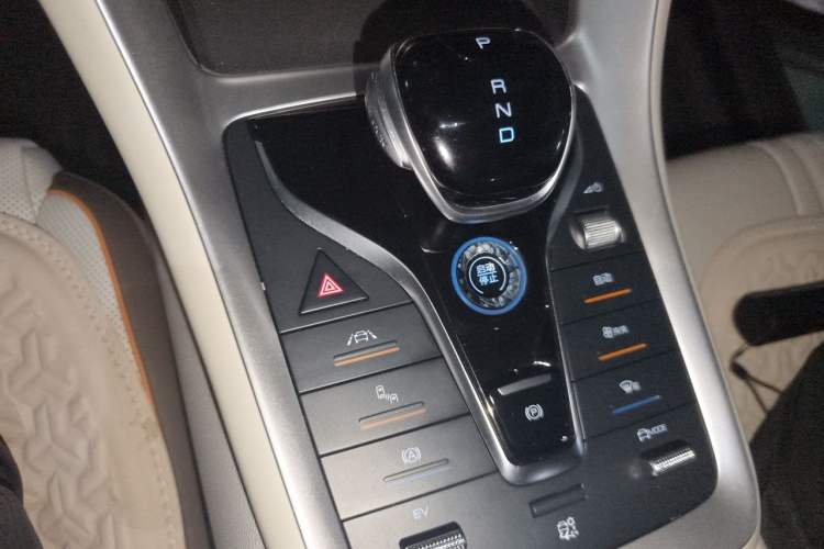 Used BYD Song Pro New Energy 2022 DM-i 110km Flagship Pro Model Gear Lever