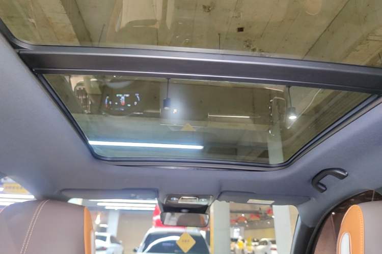 Used BYD Song Pro New Energy 2022 DM-i 51km Prestige Model Headliner