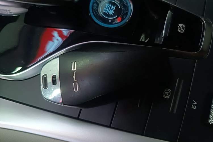 Used BYD Song Pro New Energy 2022 DM-i 51km Prestige Model Interior 1