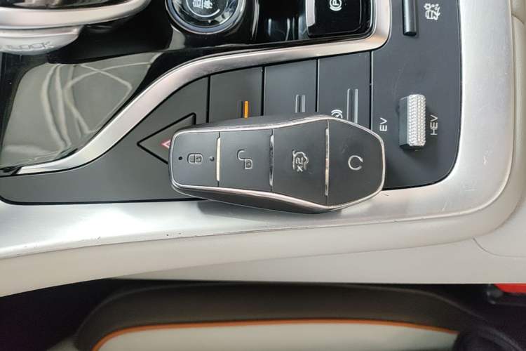 Used BYD Song Pro New Energy 2022 DM-i 51km Luxury Model Interior 1