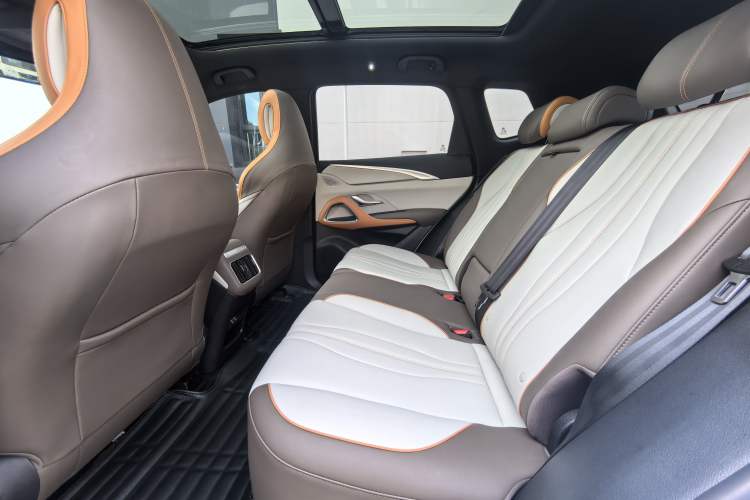Used BYD Song Pro New Energy 2022 DM-i 110km Flagship Model Interior 2