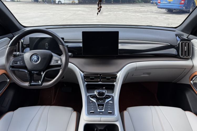 Used BYD Song Pro New Energy 2022 DM-i 51km Luxury Model Interior 2