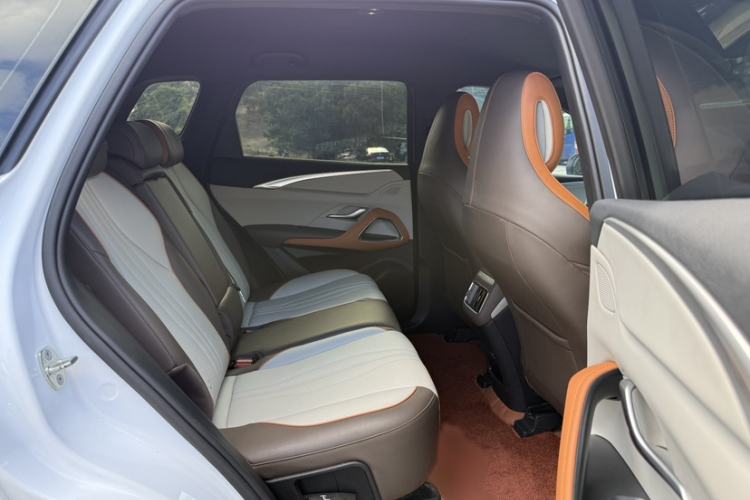 Used BYD Song Pro New Energy 2022 DM-i 51km Luxury Model Interior 3