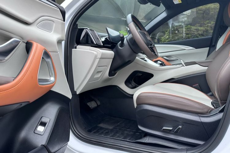 Used BYD Song Pro New Energy 2022 DM-i 110km Flagship Model Interior 5