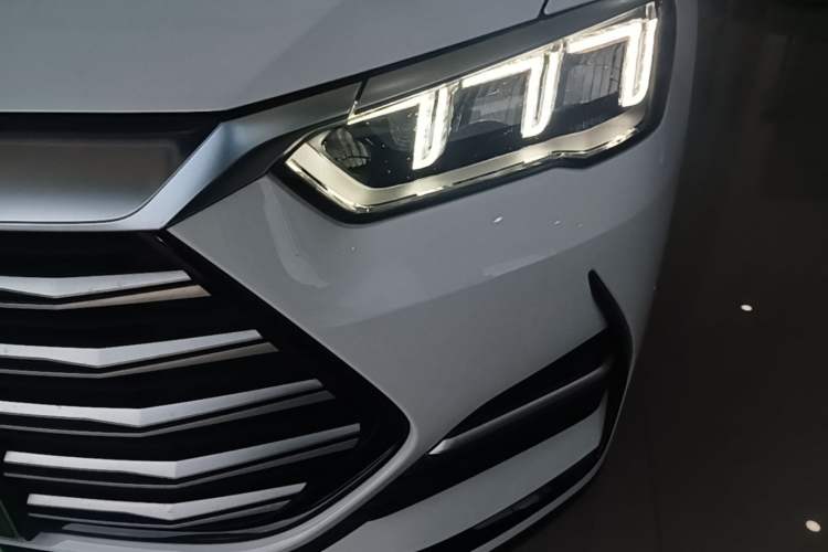 Used BYD Song Pro New Energy 2022 DM-i 110km Flagship Pro Model Left Front Headlight