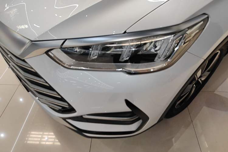 Used BYD Song Pro New Energy 2022 DM-i 51km Prestige Model Left Front Headlight