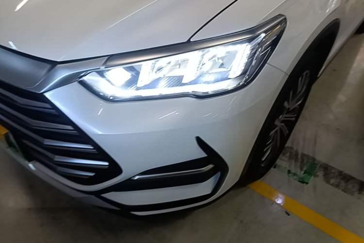 Used BYD Song Pro New Energy 2022 DM-i 110km Flagship Pro Model Left Front Headlight