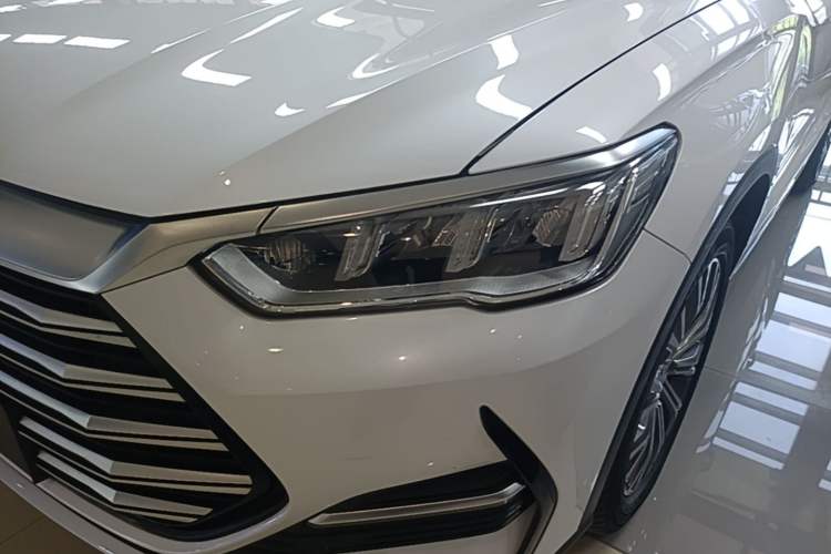 Used BYD Song Pro New Energy 2022 DM-i 110km Flagship Pro Model Left Front Headlight