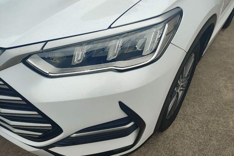 Used BYD Song Pro New Energy 2022 DM-i 51km Prestige Model Left Front Headlight