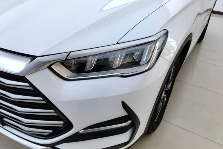 Used BYD Song Pro New Energy 2022 DM-i 51km Prestige Model Left Front Headlight