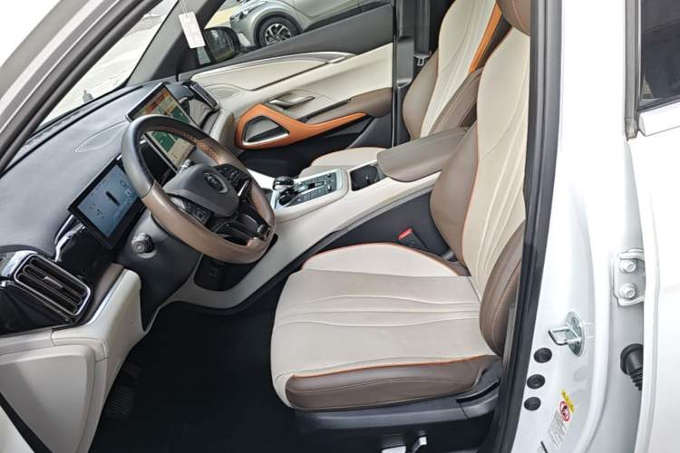 Used BYD Song Pro New Energy 2022 DM-i 51km Prestige Model Left Front Seat