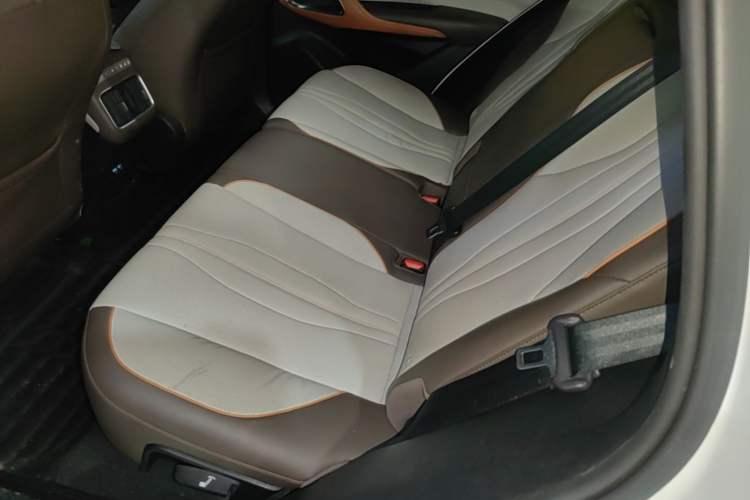 Used BYD Song Pro New Energy 2022 DM-i 110km Flagship Pro Model Left Rear Seat