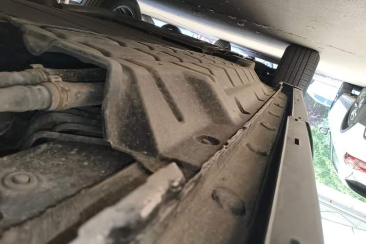 Used BYD Song Pro New Energy 2022 DM-i 51km Prestige Model Left Side Sill
