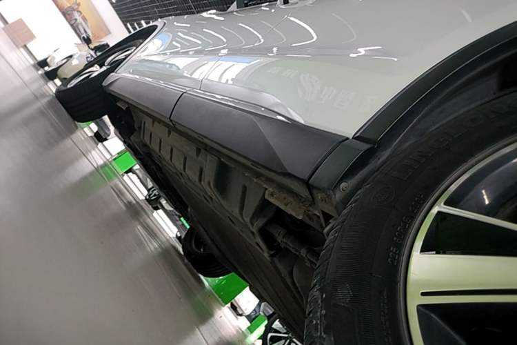 Used BYD Song Pro New Energy 2022 DM-i 110km Flagship Model Left Side Sill