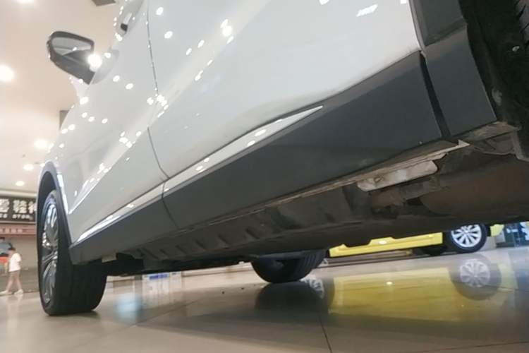 Used BYD Song Pro New Energy 2022 DM-i 110km Flagship Pro Model Left Side Sill
