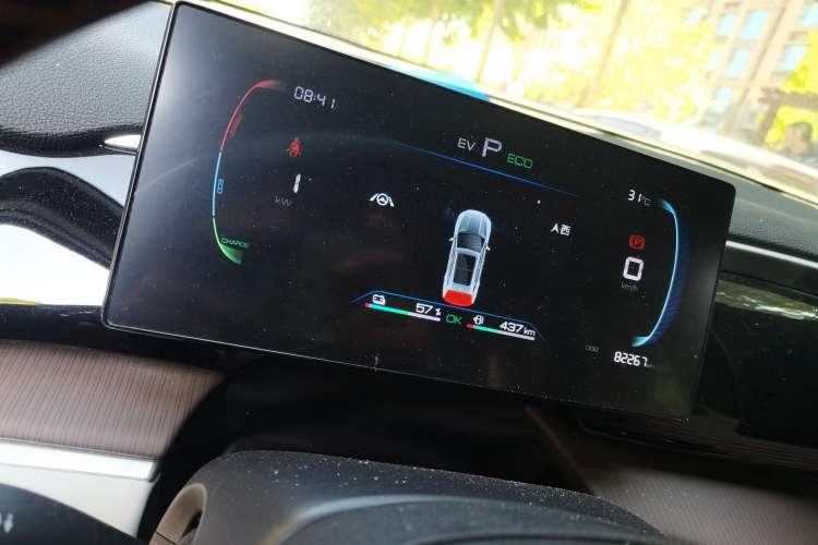 Used BYD Song Pro New Energy 2022 DM-i 51km Prestige Model Odometer Close Up