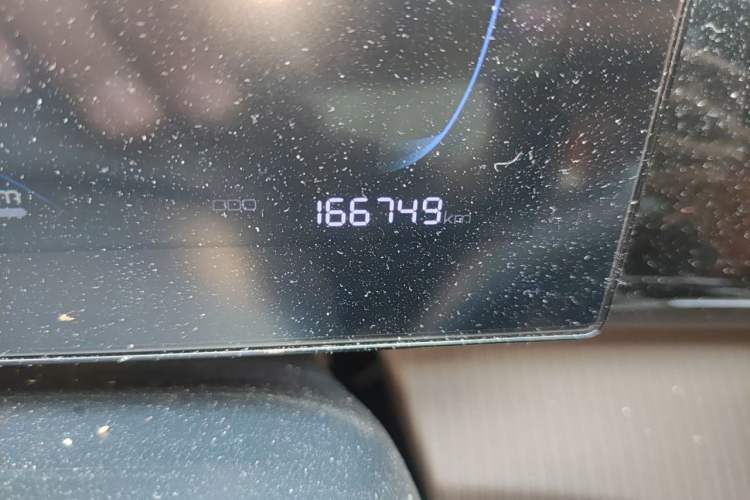 Used BYD Song Pro New Energy 2022 DM-i 110km Flagship Model Odometer Close Up