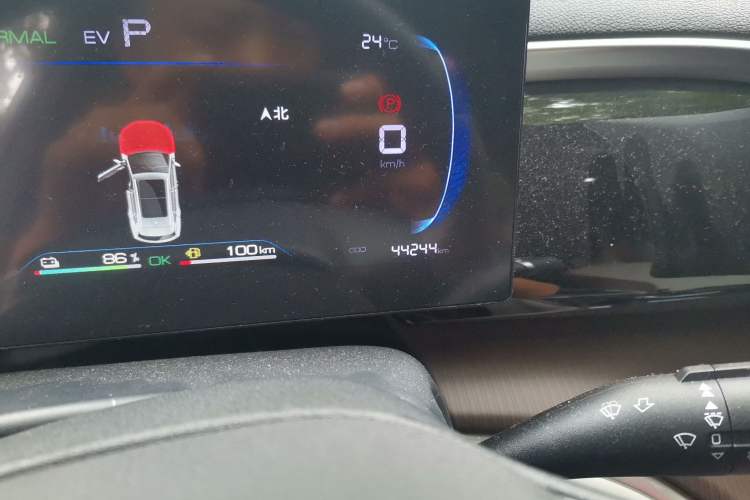 Used BYD Song Pro New Energy 2022 DM-i 110km Flagship Model Odometer Close Up