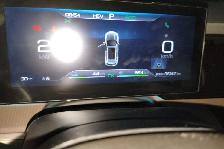 Used BYD Song Pro New Energy 2022 DM-i 110km Flagship Pro Model Odometer Close Up
