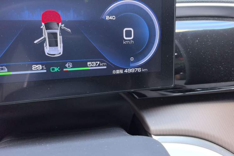 Used BYD Song Pro New Energy 2022 DM-i 110km Flagship Pro Model Odometer Close Up