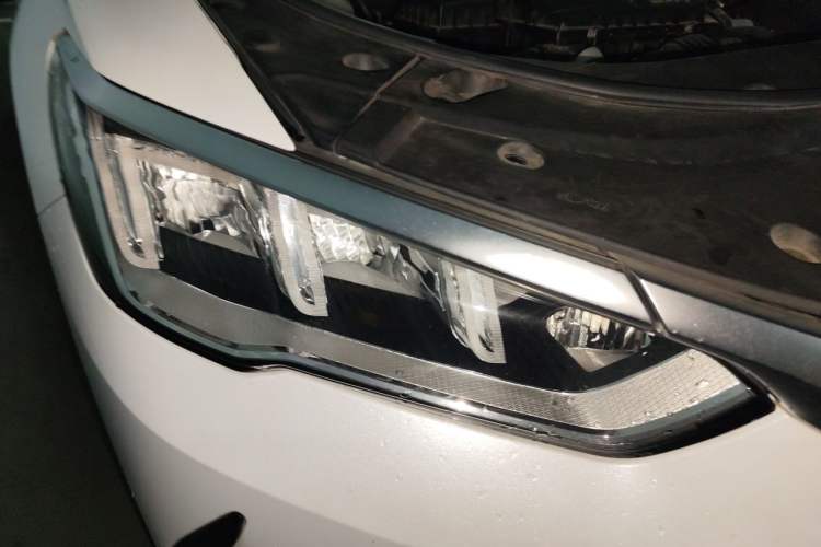 Used BYD Song Pro New Energy 2022 DM-i 51km Luxury Model Right Front Headlight