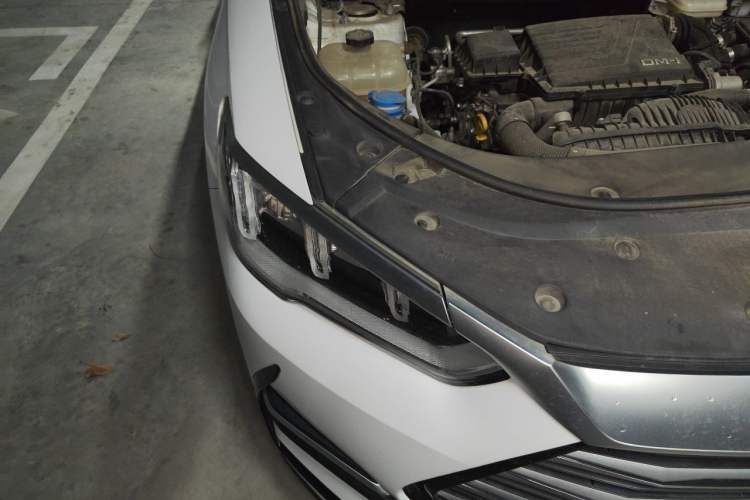 Used BYD Song Pro New Energy 2022 DM-i 110km Flagship Model Right Front Headlight