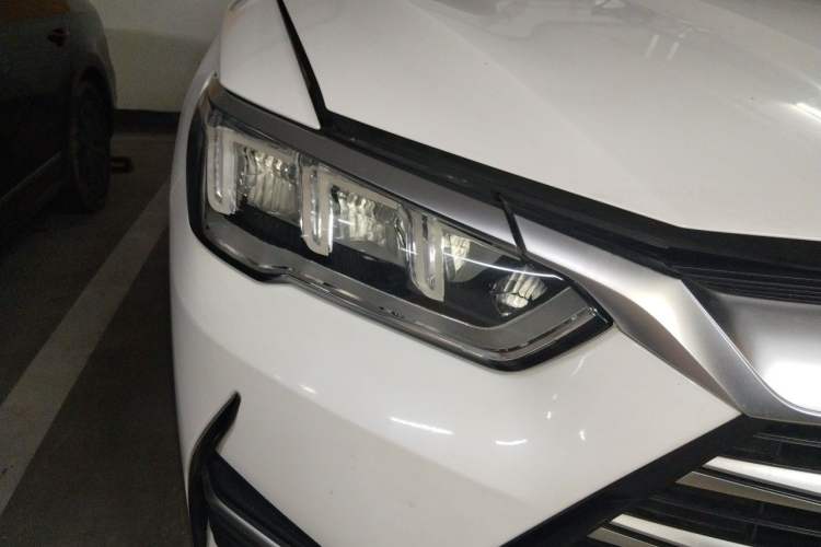 Used BYD Song Pro New Energy 2022 DM-i 51km Luxury Model Right Front Headlight